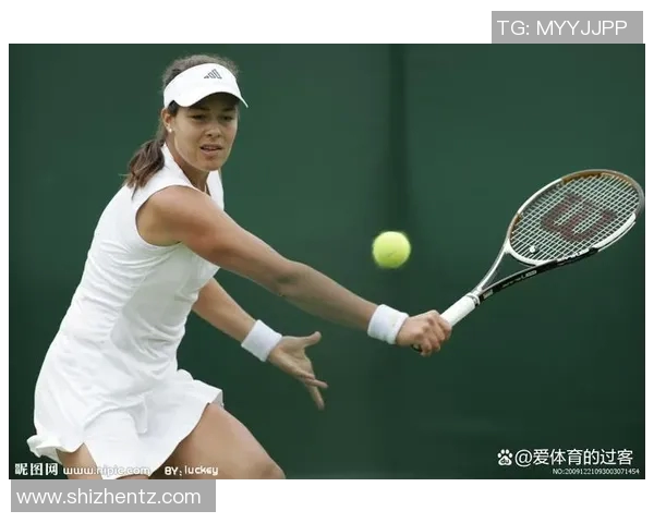 足球明星伊万诺维奇的传奇生涯与对足球的热爱之路