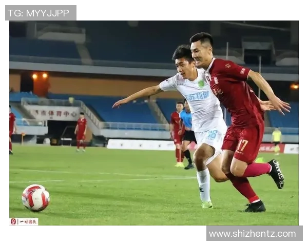 淄博蹴鞠迎战盐城大丰全力争胜展现足球魅力与激情